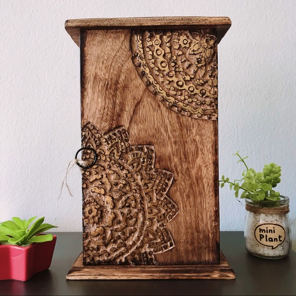 India Other - NWT Wall Mounted Craft Wood Key Organizer Cabinet